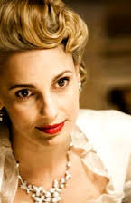 Julieta Cardinali as 