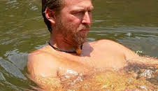 Aventura en pelotas: Dos son multitud