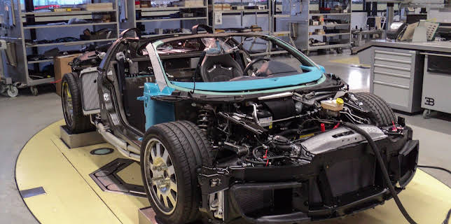 20:35: Hvordan den lages: Drømmebiler (S2 E4) (S2) | Discovery Science | 11/11 2025