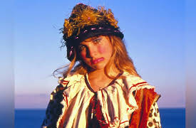 Round The Twist: Know All