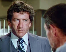 Petrocelli (S02/E15)