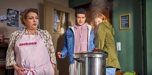 22:05: Ich dich auch! | ZDFneo | 3/17 2026