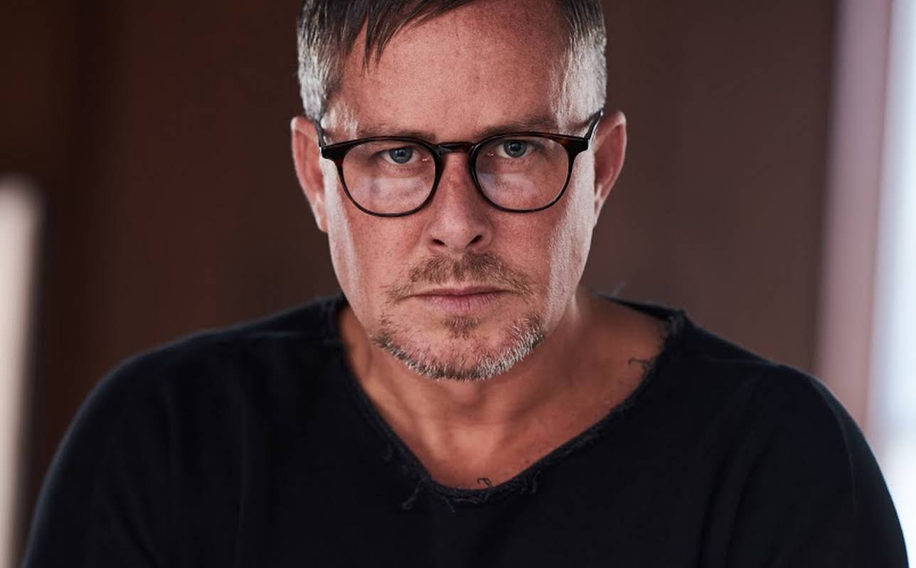Dean Armstrong