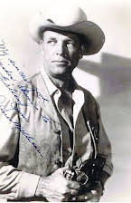 James Millican como Gen. George Armstrong Custer