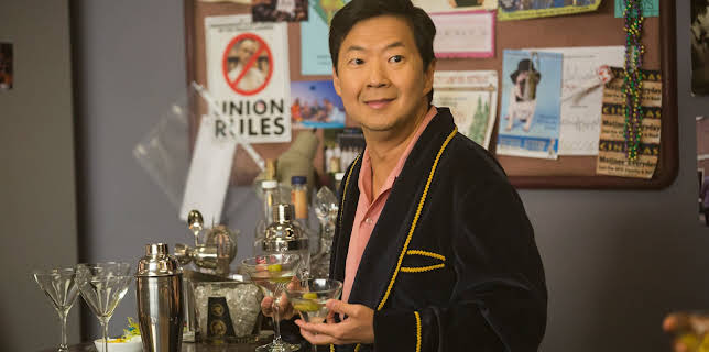 10:30: Community (S5 E2) (S5) | Viasat Series | 3/26 2026