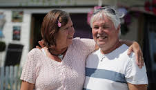 Ja vi elsker camping (S3 E2)