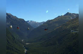 Get Out Alive With Bear Grylls  Season 1: Living On The Edge