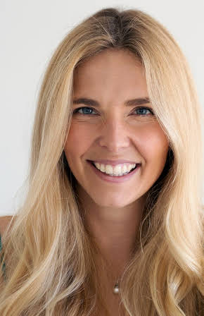 Claudia Pickering as 