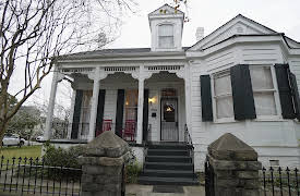 Selling the Big Easy, Season 1: A Mansion and a Historic Gem