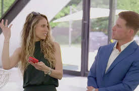 Selling the Hamptons, Season 1: Home Turf