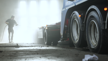 20:00: Norske truckers (S3 E1) (S3) | Viasat 4 | 6/13 2026