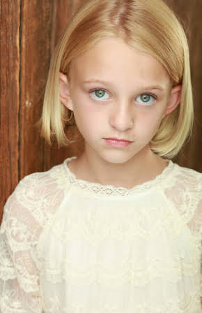 Willa Rose as 