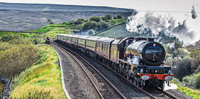 11:00 AM: World's Most Scenic Railway Journeys (S3 E4) (S3) | 5 Select | 11/5 2025