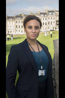 10:40: McDonald & Dodds (T2): Ep.1 El hombre que no estaba | COSMO | 4/2 2026