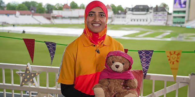 6:50 PM: CBeebies Bedtime Stories | Cbeebies | 12/8 2025