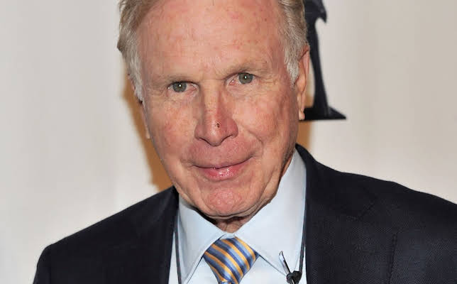 Wayne Rogers