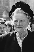 Clementine Churchill as 