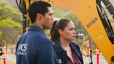 12:00 PM: NCIS Hawai'i (S2 E3) (S2) | 5 USA | 12/22 2025