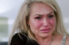 Darcey & Stacey Season 1: Meltdown in Middletown