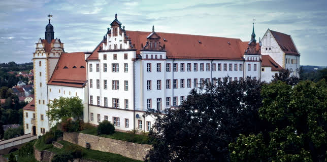 5:00 PM: Secret Nazi Bases (S4 E2) (S4) | Yesterday | 2/12 2026