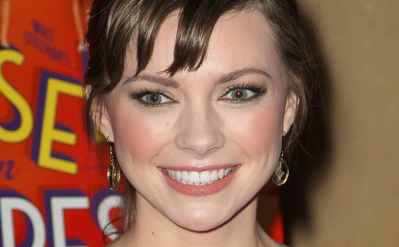 Carrie MacLemore
