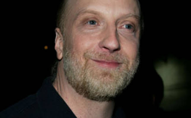 Chris Elliott