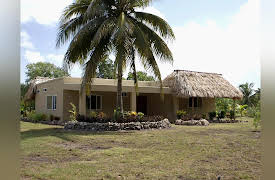 Half Price Paradise Season 1: High School Sweethearts