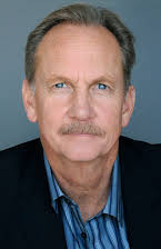 Michael O'Neill como O.B. Keeler