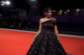 Fashion Forward: Season 4: Fashion Forward 444