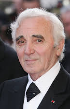 Charles Aznavour como 