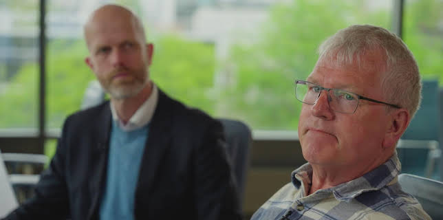 20:30: Luksusfellen (S27 E2) (S27) | TV3 | 2/18 2026