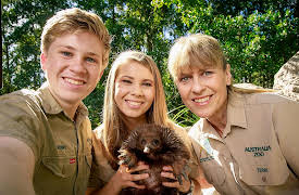 Crikey! It's the Irwins Season 1: Tortoise First Date