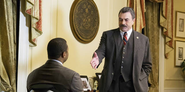 12:00 PM: Blue Bloods (S7 E22) (S7) | 5 USA | 12/10 2025