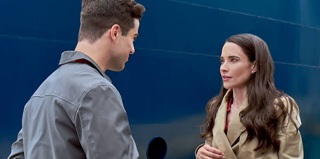 23:00: Polar Opposites | Viasat Film Family | 2/26 2026