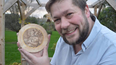 12:45: På skattejakt i Yorkshire: Meisterverk og modellar | NRK 1 | 4/4 2026