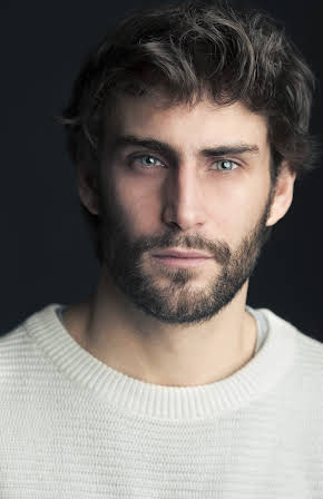 Fernando Guallar as 
