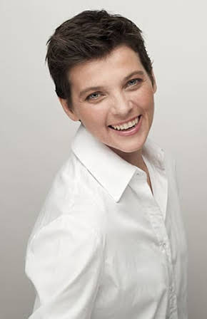 Joanne Vannicola as 
