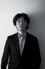 Shinsuke Sato som Director