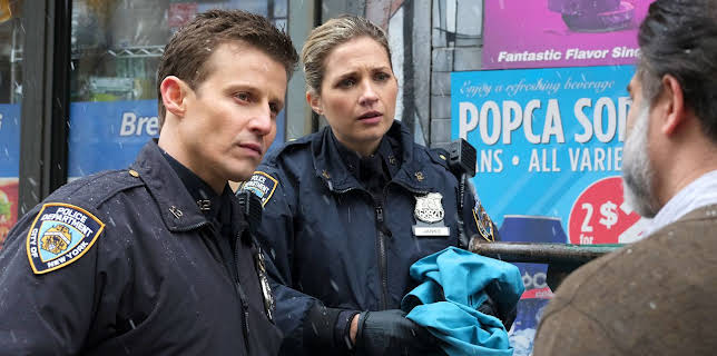 9:00 PM: Blue Bloods (S8 E21) (S8) | 5 USA | 12/4 2025