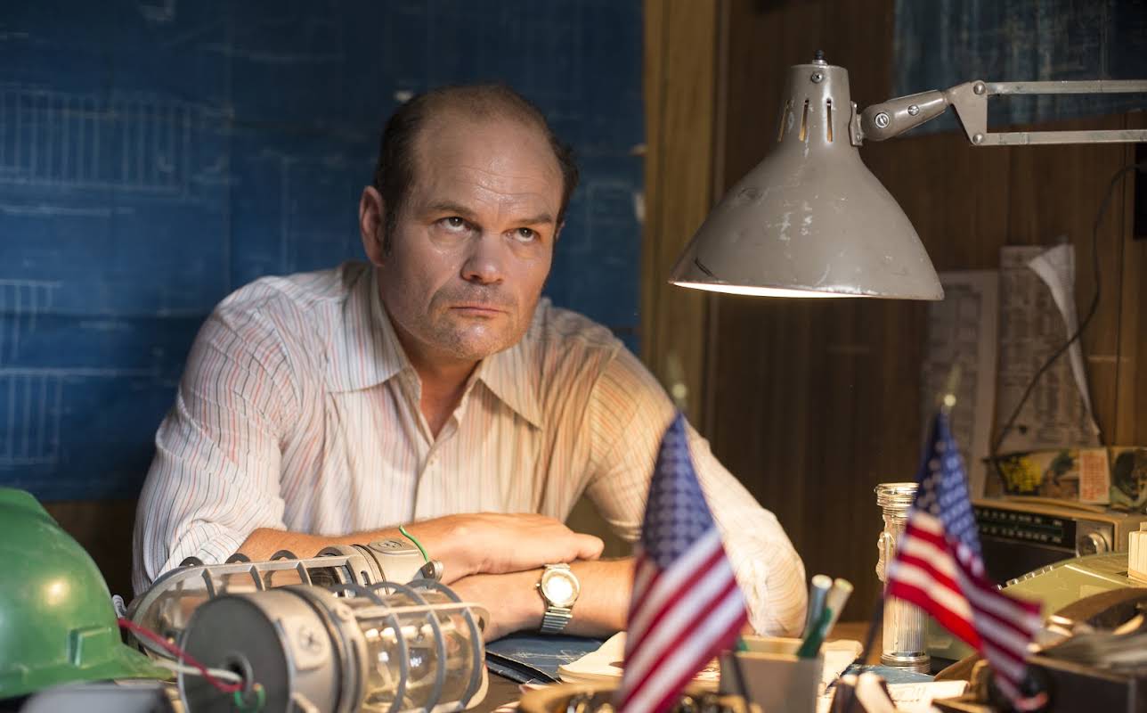 Chris Bauer