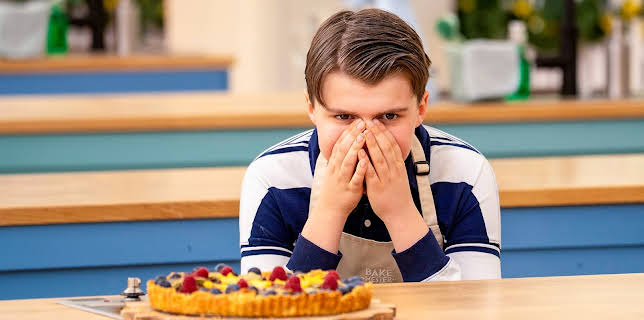 15:20: Bakemesterskapet junior: Hjemme bra, men baketeltet best | NRK Super | 1/30 2026