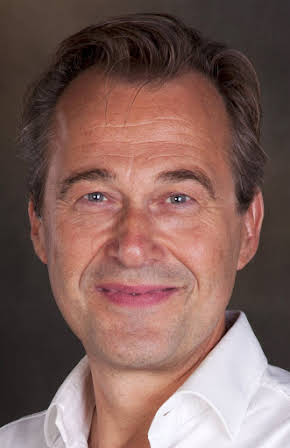 Flemming Enevold as 