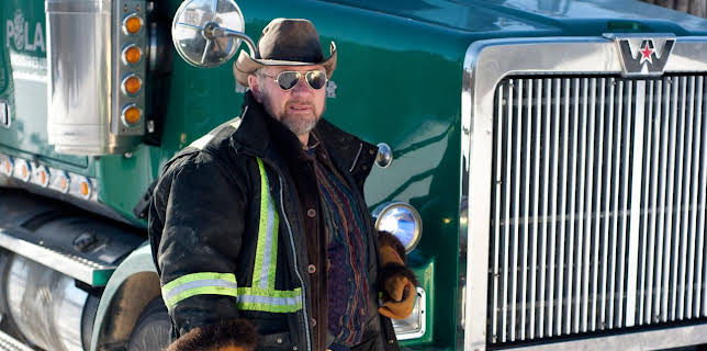 9:45 AM: Ice Road Truckers (S8 E1) (S8) | Paramount | 12/22 2025
