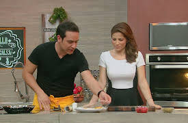 Las Netas con Gibaja season-1: Las Netas con Gibaja - Rollos de pollo con salsa de piña