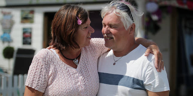 18:45: Ja vi elsker camping (S4 E2) (S4) | FEM | 3/26 2026