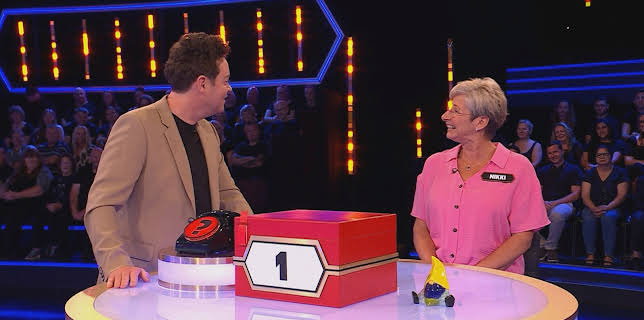 5:05 AM: Deal or No Deal (S2 E8) (S2) | ITV | 12/4 2025