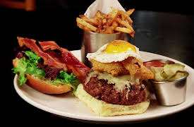 Burgers, Brew & 'Que Season 1: Whole Hog Heaven