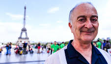 Around the World by Train with Tony Robinson (S2020 E1)