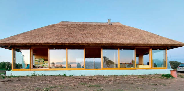 Traumhäuser im Norden - Ein Haus aus Glas und Reet