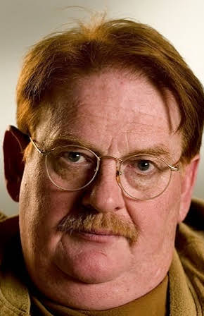 Ole Thestrup as 